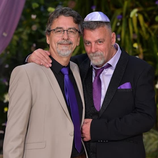 המייסדים - שני אחים